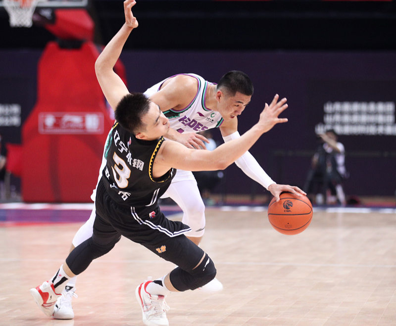  多特连续失球暴露防线重大隐患  